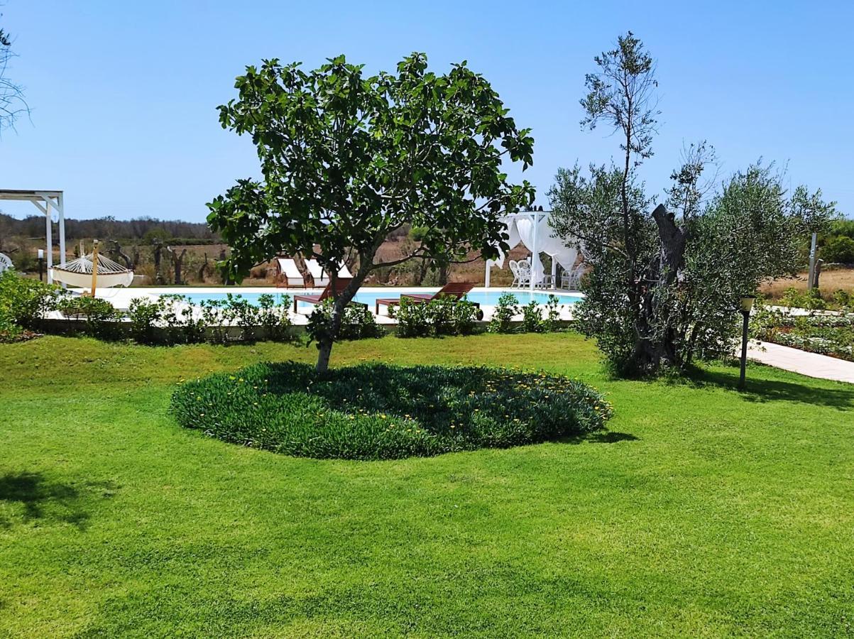 Masseria Vignenove Уджано-ла-Кьеза Экстерьер фото