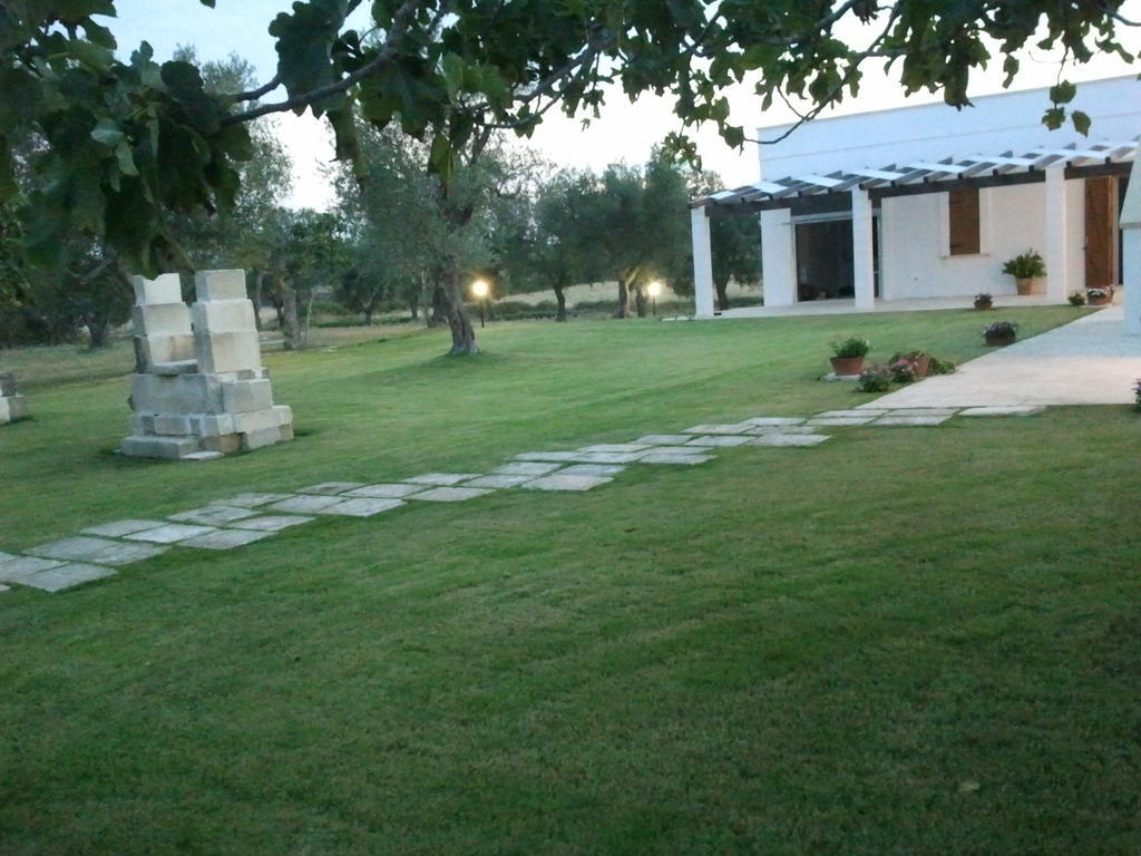 Masseria Vignenove Уджано-ла-Кьеза Экстерьер фото