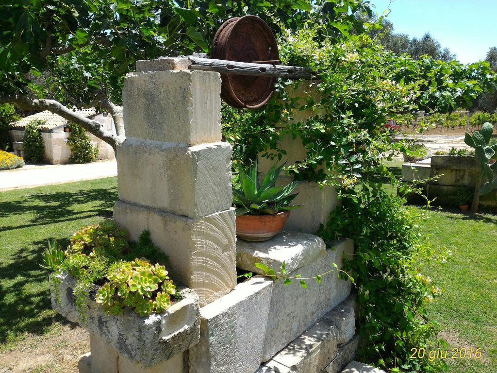 Masseria Vignenove Уджано-ла-Кьеза Экстерьер фото