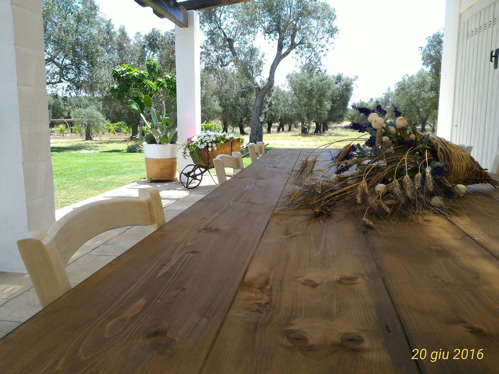 Masseria Vignenove Уджано-ла-Кьеза Экстерьер фото