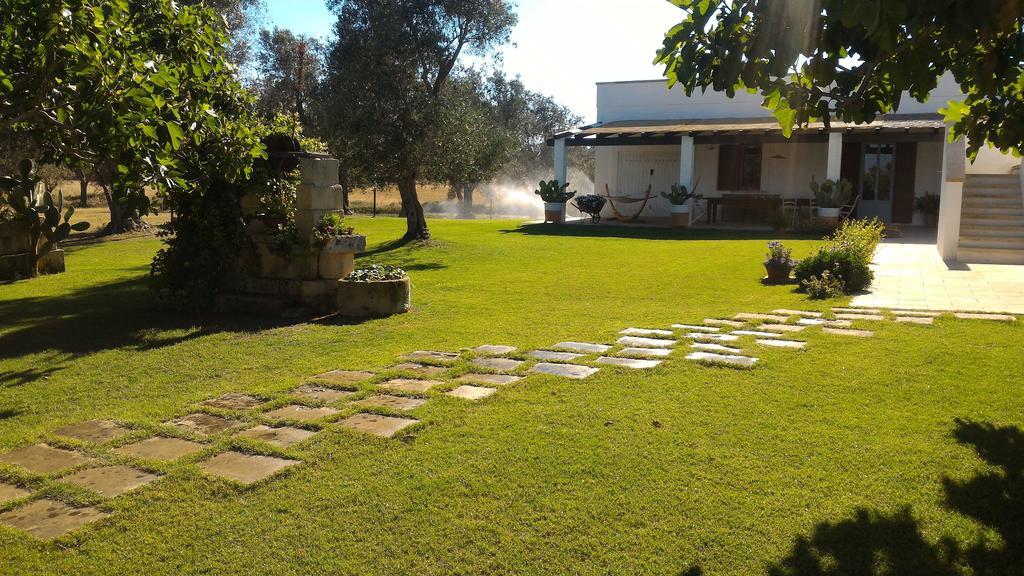 Masseria Vignenove Уджано-ла-Кьеза Экстерьер фото